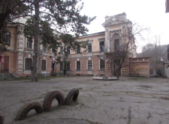 В Одессе ради отеля собираются снести особняк Менделевича: каким его запомнят горожане (фото)
