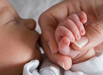 В “Окно жизни” на Черемушках в Одессе подбросили новорожденную девочку