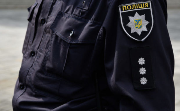 В Одессе автомобилист избил полицейского до черепно-мозговой травмы