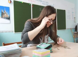 Учителям в Одессе будут платить надбавки от мэрии