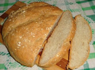 Безглютеновый и венский: как испечь хлеб в духовке?