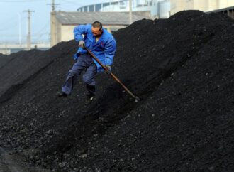 Президент доручив обмежити імпорт вугілля і електроенергії в Україну