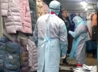 В Одессе на коронавирус проверили китайцев на крупном промрынке (фото, видео)