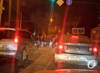 Жители Одессы перекрывали дороги, требуя включить электричество