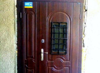 Историческая дверь на одесской улице Пастера: и следов не найти?