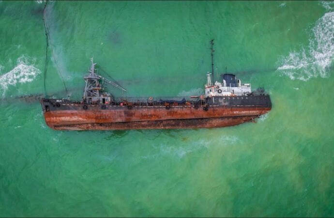 Через аварію танкера Delfi пляж «Дельфін» можуть закрити під час курортного сезону