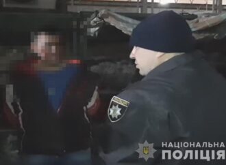 В Одесі на «Привозі» сталася різанина: нетверезий чоловік поранив іншого у груди
