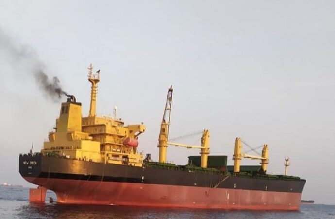 Украинские моряки просят о помощи: их судно 2 месяца под арестом в Китае