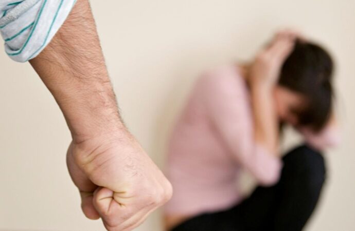 На Одещині за знущання нед дружиною чоловікові загрожує до двох років позбавлення волі