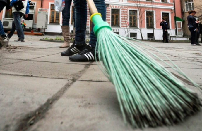В Одеській області чоловіку призначили 40 годин громадських робіт за знущання над синами
