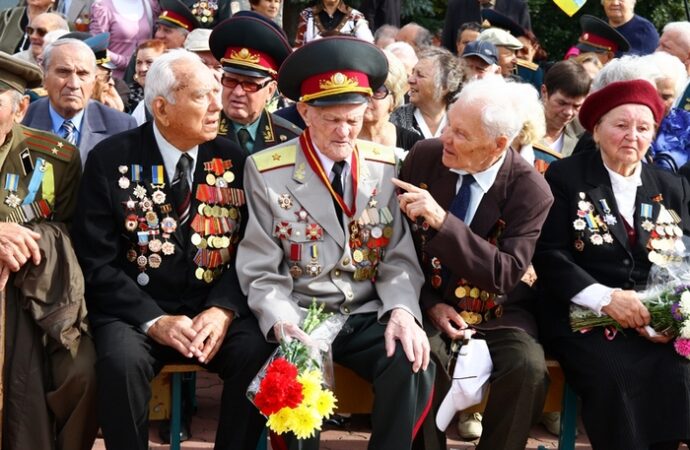 Свой кошелек: сколько получат к майским праздникам ветераны и жертвы нацистских преследований?