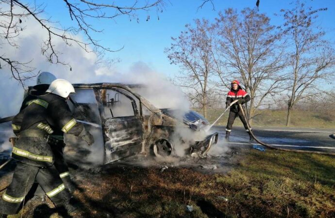 На Одещині загорівся рейсовий пасажирський мікроавтобус Одеса — Ізмаїл