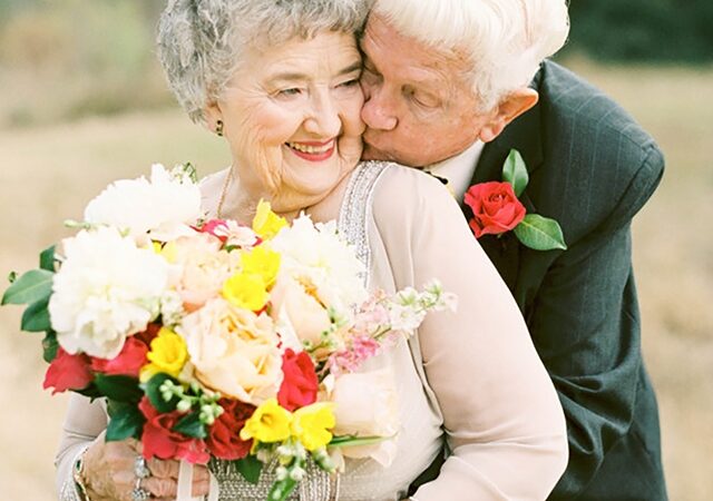 В Одеській області найстаршому нареченому — 93 роки, нареченій — 83