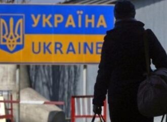 Чоловікам віком від 18 до 60 років заборонили покидати Україну