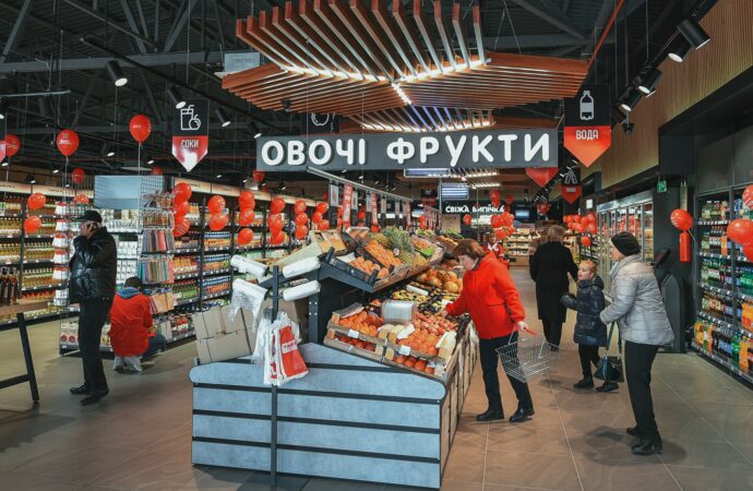 Сеть супермаркетов «ТАВРИЯ В»: здоровье и безопасность покупателей и сотрудников – наш основной приоритет
