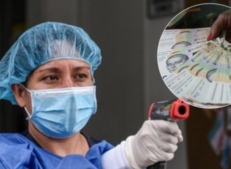 Коронавирус: украинским медикам, борющимся с эпидемией, обещают 300% оклада