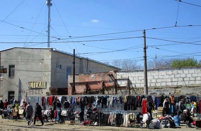 Одесский Новощепной ряд на карантине: торговля кипит (фото)