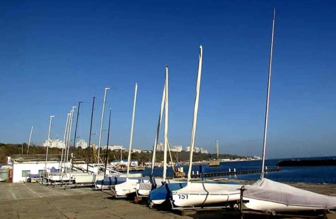 В Одессе черноморский яхт-клуб запретят приватизировать и сдадут в аренду