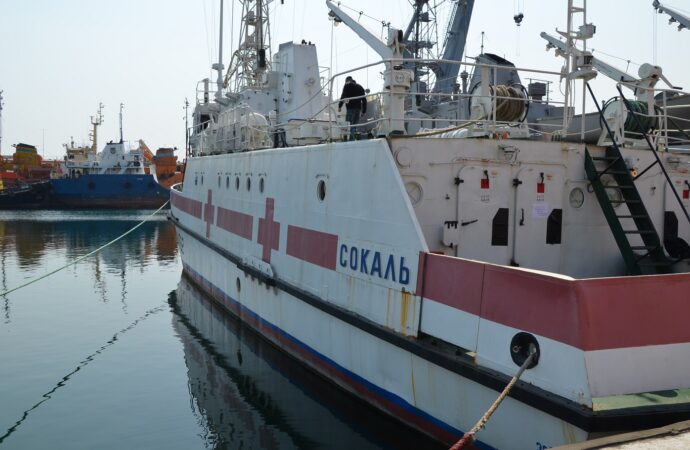 В Одессе заболевших коронавирусом смогут принимать на катере в порту