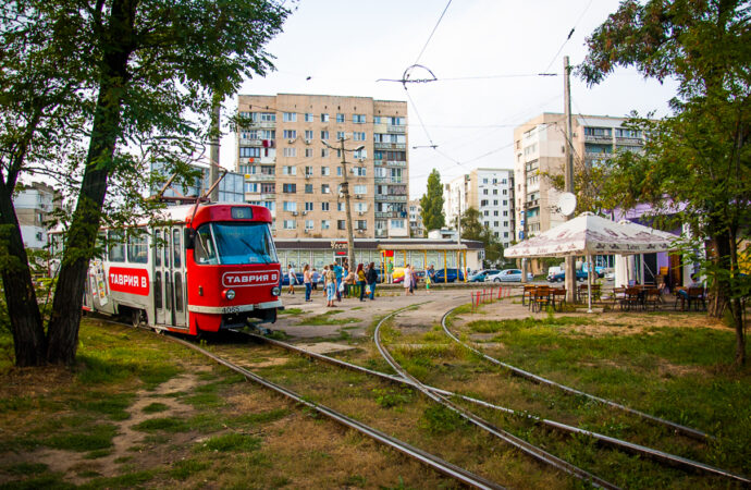 На одесском поселке Котовского запустили новый трамвай