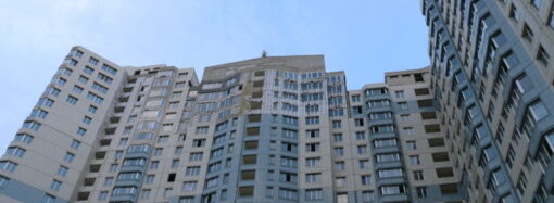 В Одессе выпал из окна высотки 24-летний иностранец