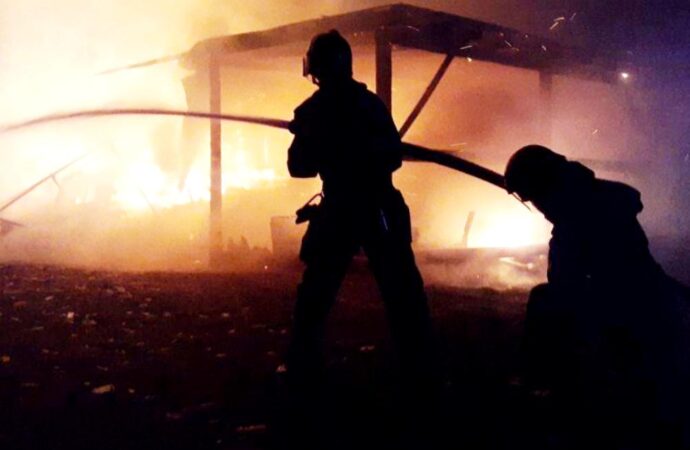 Что произошло в Одесской области 25 мая: пожар на базе отдыха и поножовщина на Деволановском спуске