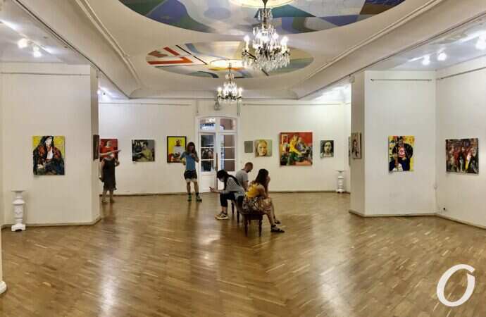 Кто мы и откуда: в Литературном музее открылась выставка современного украинского портрета 