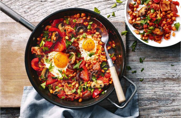 Просто и вкусно: готовим запеченный перец с яйцами