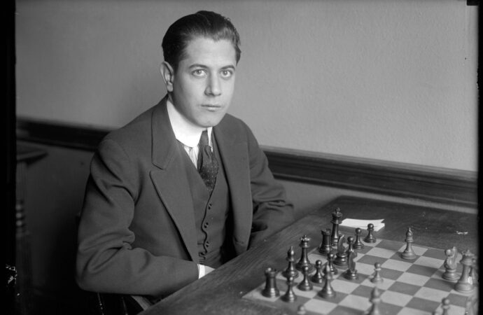 Как известный шахматист Капабланка проиграл двум одесситам?