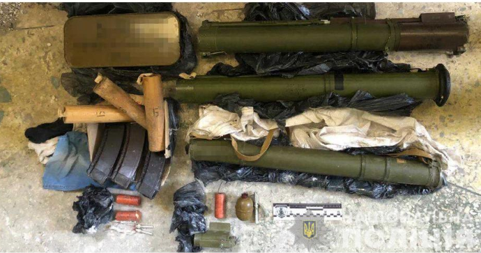 Вооружились основательно: в Одесской области обнаружили тайник с реактивным гранатометом (фото)