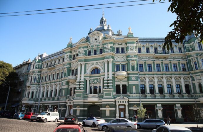 В Одесі намагалися незаконно захопити декілька приміщень у будинку Руссова