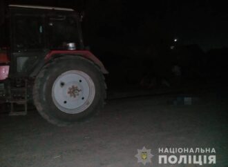 На Одещині під колесами трактора загинув 5-річний хлопчик