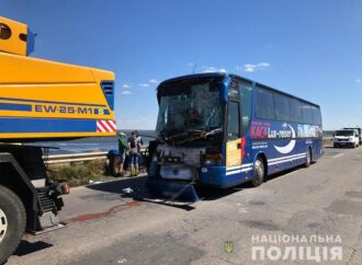 Нелегалы в швейном цеху и ДТП с автобусами: чрезвычайные новости Одессы и области 13 августа