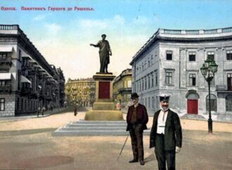 Памятнику Дюку исполнилось 193 года: как он выглядел в разные времена (много фото)