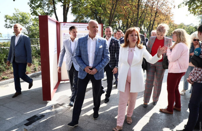 Бульвар Жванецкого, Одесса