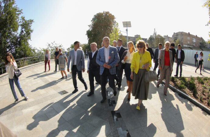 Бульвар Жванецкого, Одесса