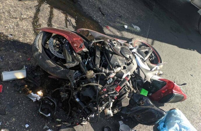 Влетел в фуру: в ДТП в Одесской области разбился мотоциклист
