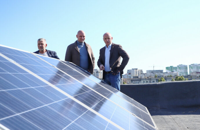 Капитана Кузнецова 114 - проект "Солнечній город"