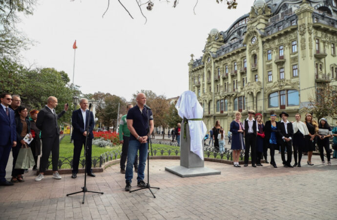Открытие композиции "Голос Одессы"