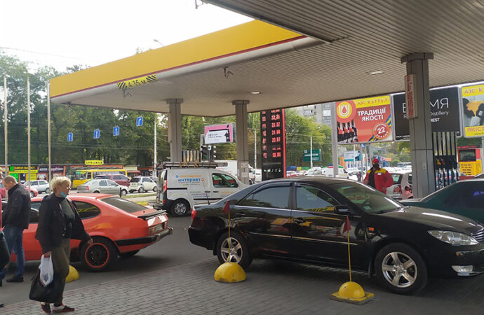 На каких АЗС в Одессе продают некондиционный 95-й бензин