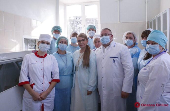 Те, кто сейчас находится на передовой борьбы с эпидемией, должны получать достойные зарплаты, – Юлия Тимошенко