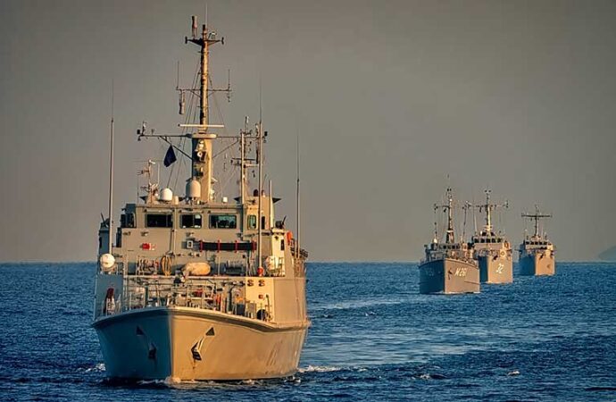 Великобритания направит в Черное море корабли Королевского флота