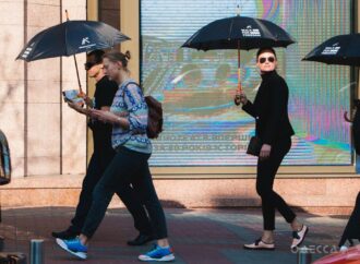 Под черными зонтиками: в Одессе пройдет акция против торговли людьми