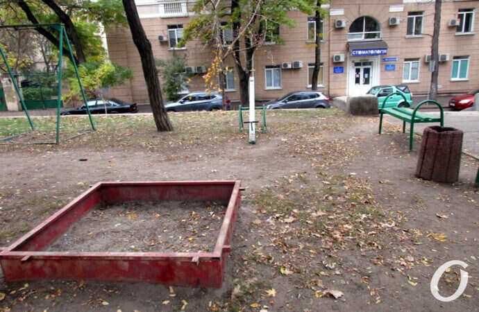 сквер, песочниа