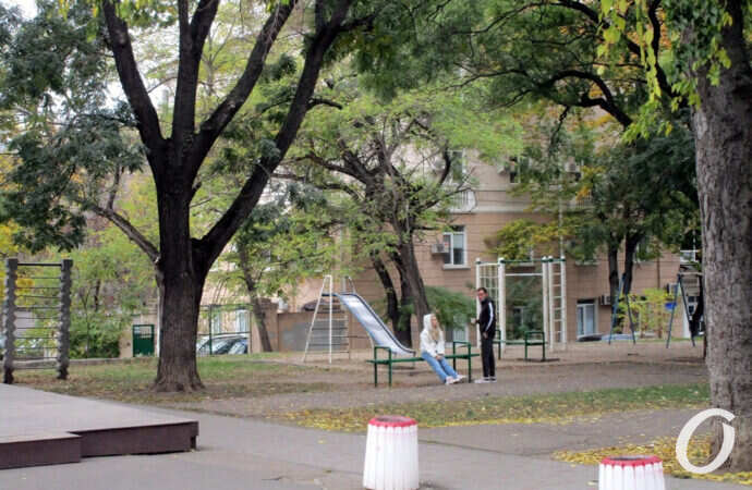 сквер, детская площадка