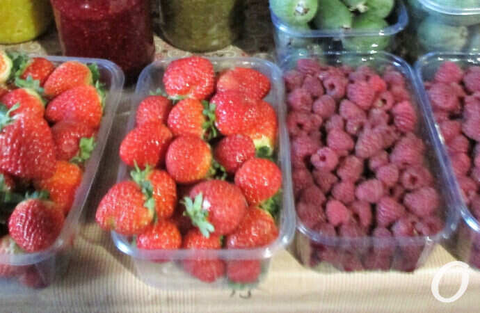 Новый рынок, ягоды