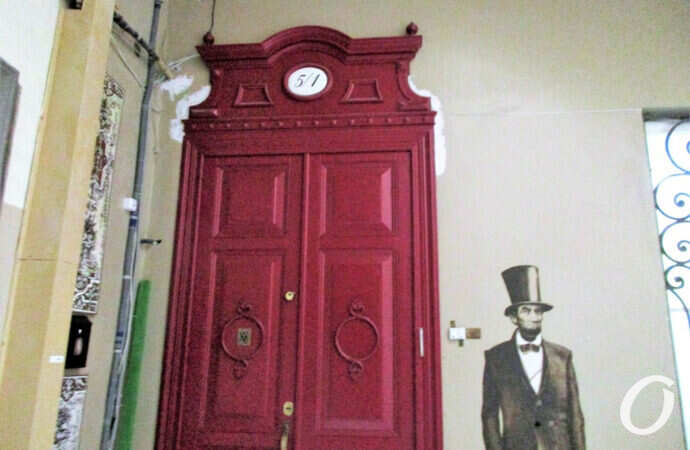 парадная, двери