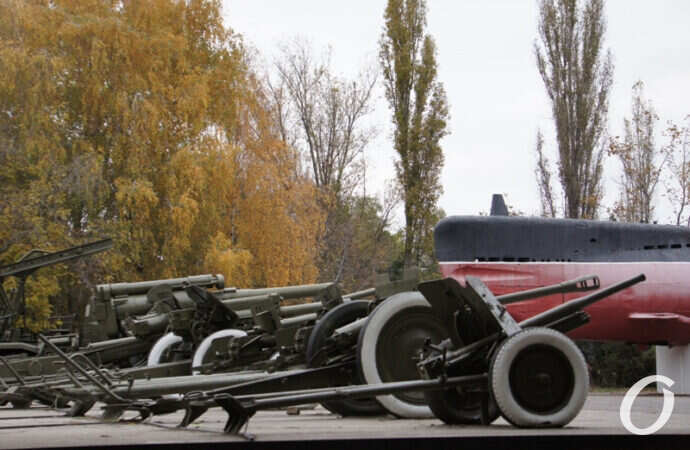 осень на мемориале 411 батареи в Одессе