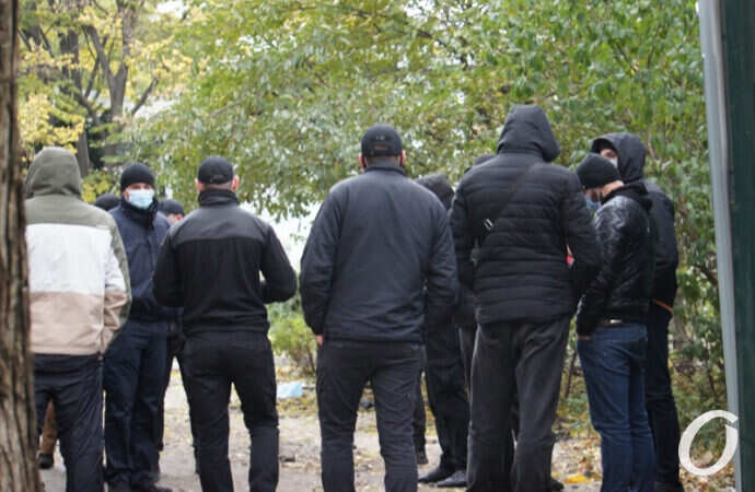 Люди в черном