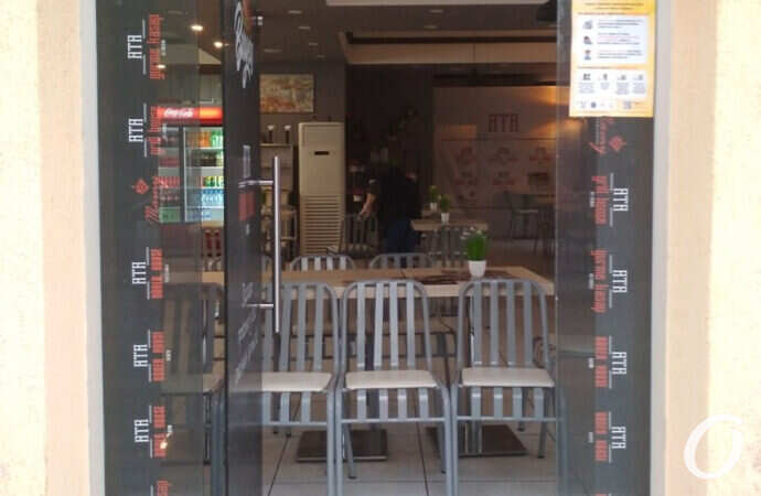 Администратор одесского кафе «попал» на штраф за нарушение карантина выходного дня